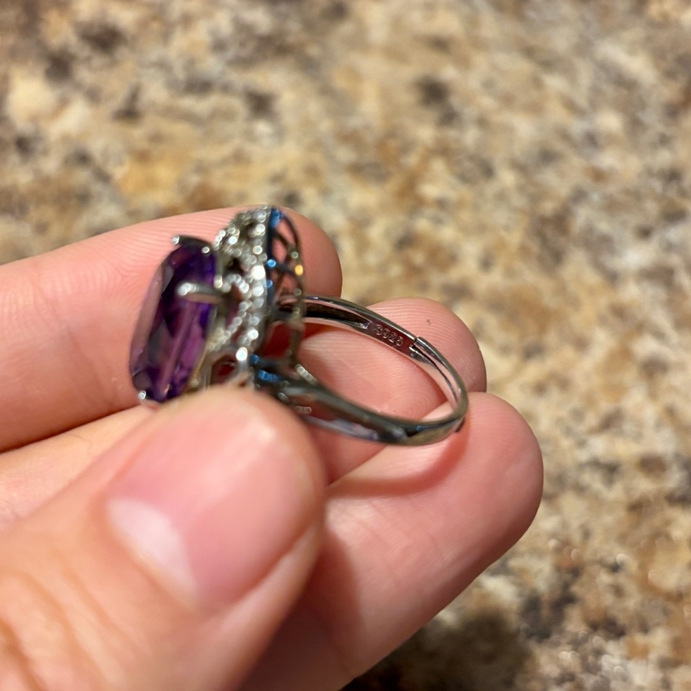 amethyst ring - Picture 5 of 6